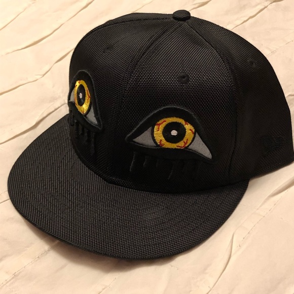 New Era Jeremy Scott The Eye Snapback 